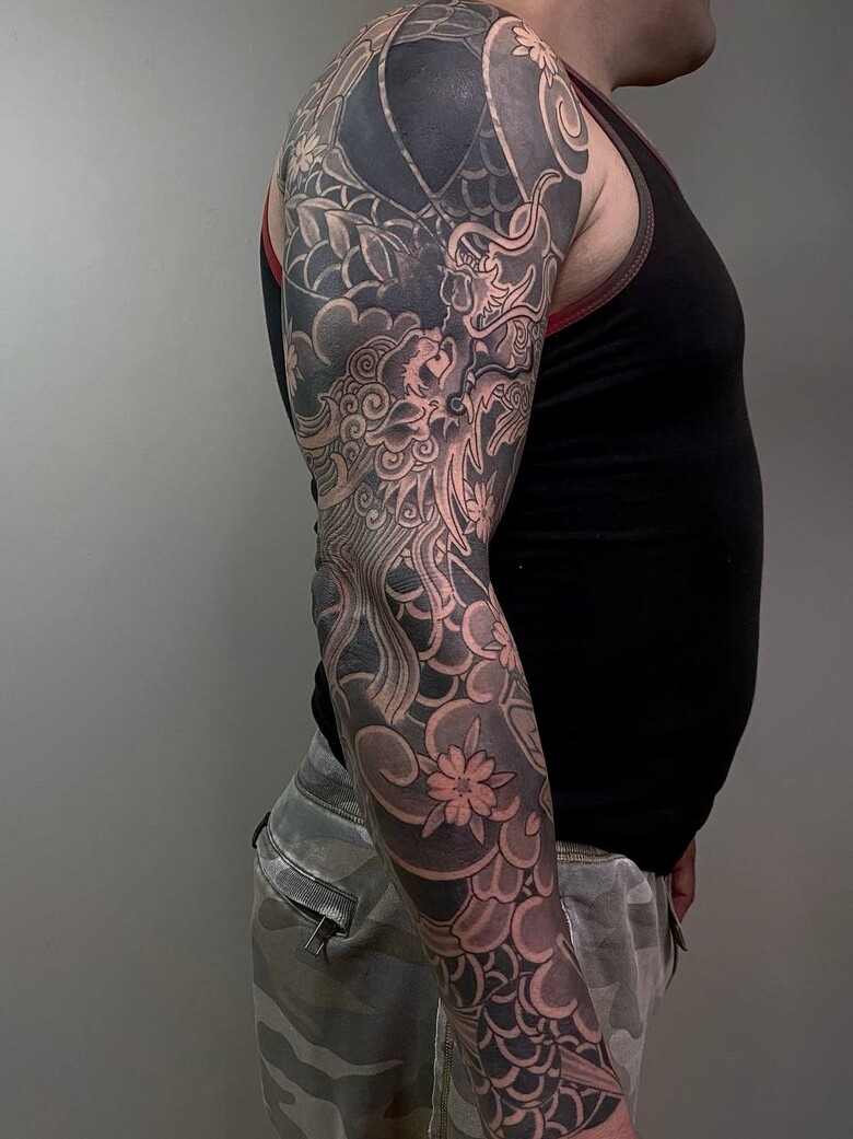 Тату мастер Иван Шляпников